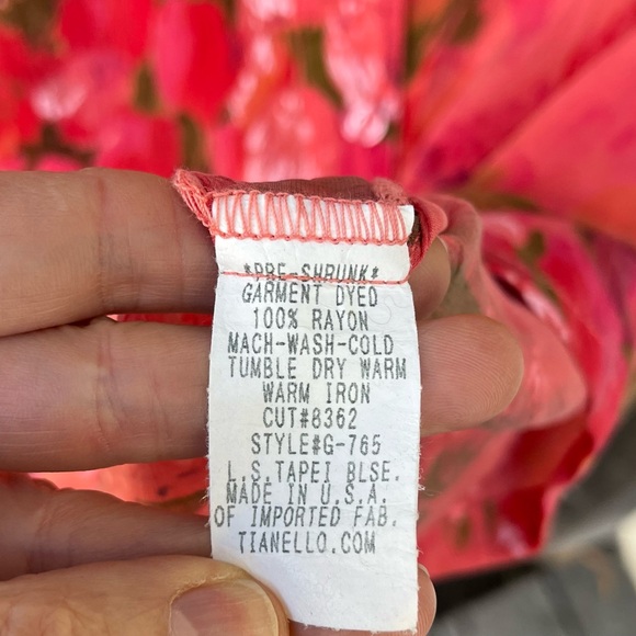 Tianello Taipei 100% Rayon Mandarin Collar Button Down Blouse Pink & Red Sz XS - Picture 5 of 11